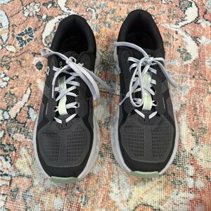On Womens Cloudrunner 2 Black and Gray